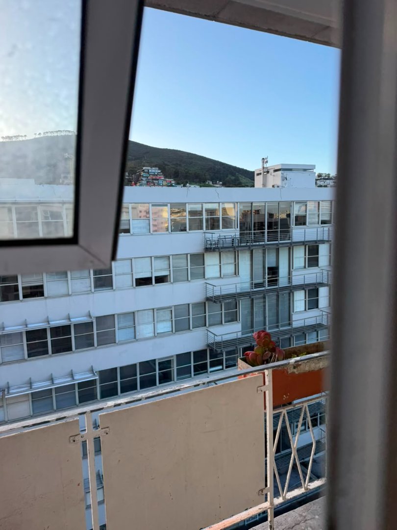 1 Bedroom Property for Sale in Cape Town City Centre Western Cape